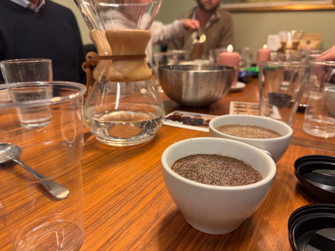 Aromatisk: Den Gyldne Bønne lot deltakerne smake, teste og sanse kaffe fra India og Etiopia.